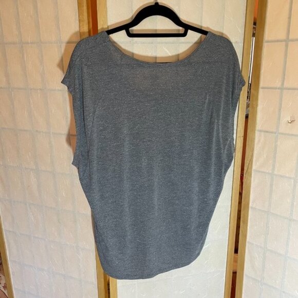 Volcom Biker Tee Size S Runs Large Oversized Loose Fit Graphic Gray Cap Sleeves - Picture 2 of 6